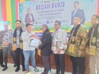 PTPN IV Gelar Bedah Buku "Ekosistem Kebun Negara Untuk Petani Sawit dan Rakyat"
