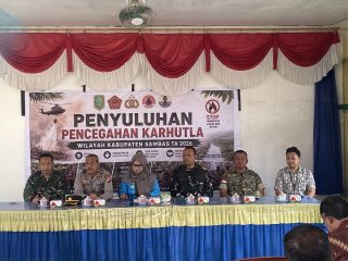 Panglima TNI Salurkan Bantuan dan Perkuat Pencegahan Karhutla di Sambas