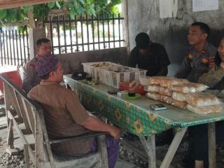 Kapolsek Idi Tunong Jalin Komunikasi Humanis dengan Warga Lewat Saweu Keude Kopi