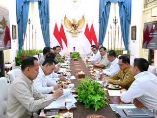 Panglima TNI Hadiri Ratas Penanganan Karhutla Pimpinan Presiden Prabowo Subianto