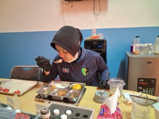 Pastikan Keamanan Pangan MBG, Sidokkes Polres Pelabuhan Tanjung Priok Laksanakan Pemeriksaan Food Safety